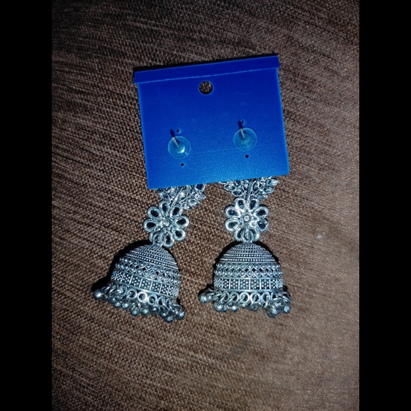 Silver Oxidized Jhumka Earrings - Picture 9 of 9